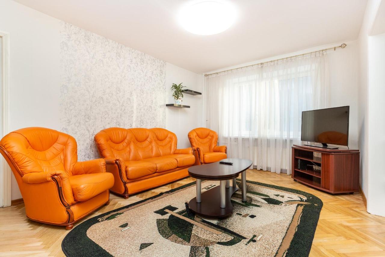 3 Room Central Apartmend 90M2 Parking For One Car Fifth Floor And The Building Does Not Have An Elevator Tallinn Bagian luar foto